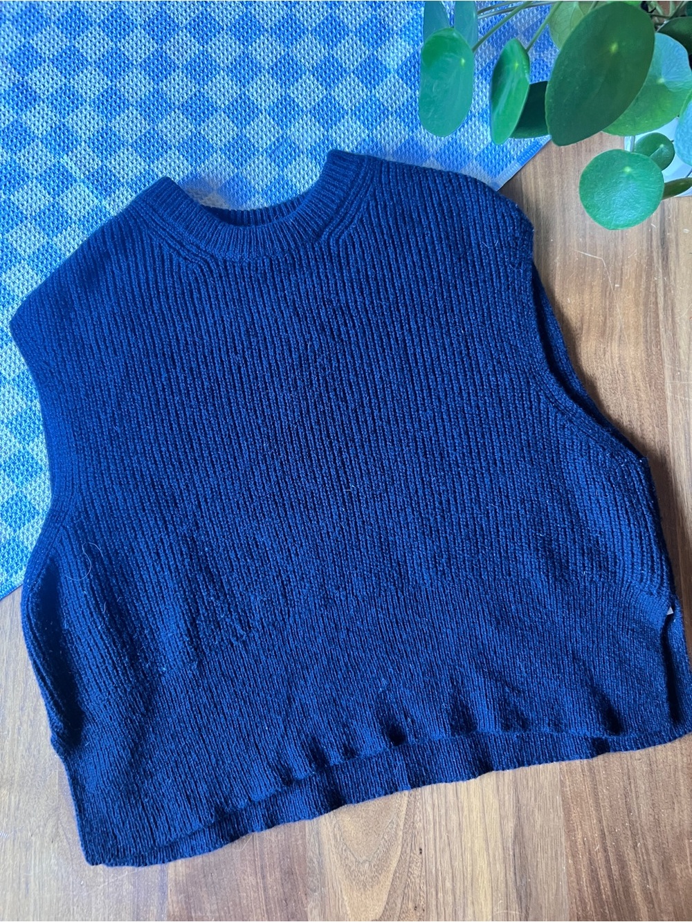 Boden Navy Knit Wool Sleeveless Sweater Vest